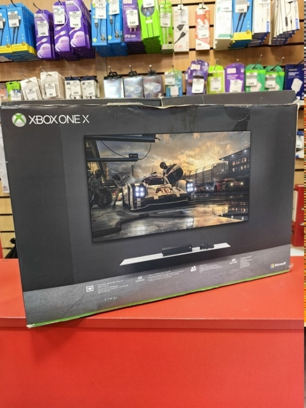 Игровая приставка Xbox one x 1tb