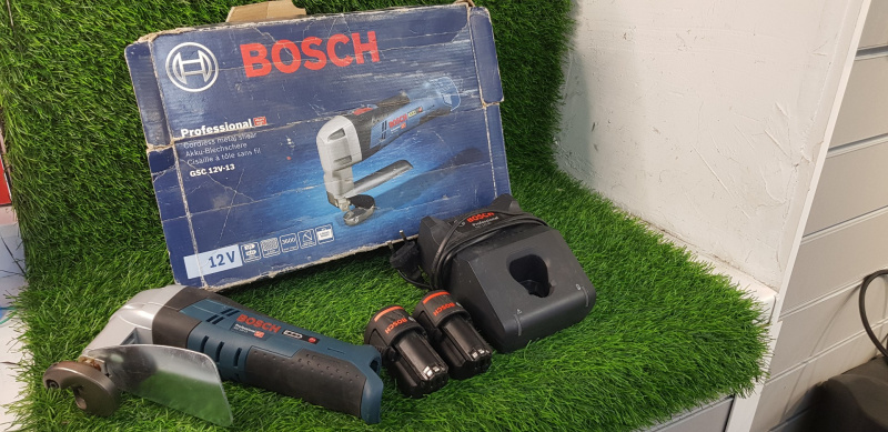 Вырубные ножницы Bosch GSC 12v-13