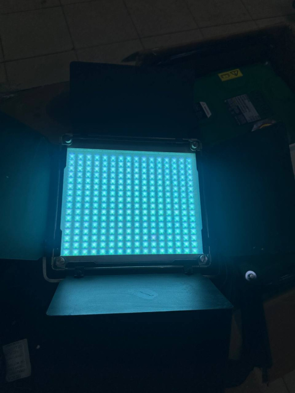 Neewer RGB LED лампа 530 с управлением Neewer  RGB 530