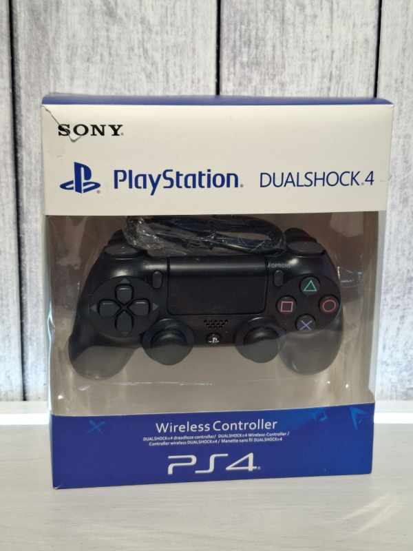 Геймпад Sony Dualshock 4
