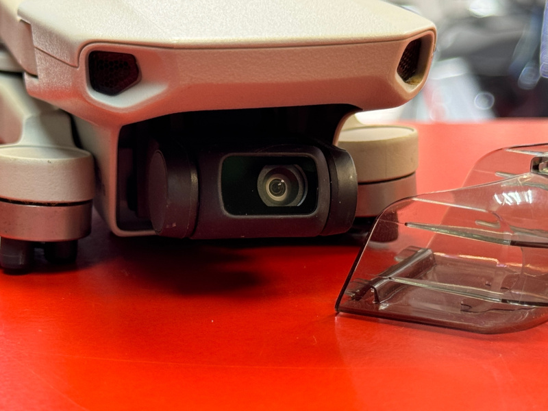 Квадрокоптер DJI mini